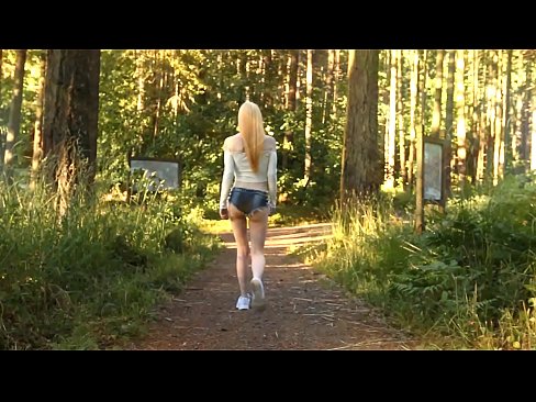 ❤️ Vakker kvinne beveger seg sakte, ikke nakenvideo ❤️ Pornovideo ved no.rex-porn-com.ru ❌️❤